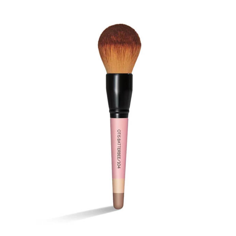 Otis Batterbee Pink Ultimate Face Brush 104